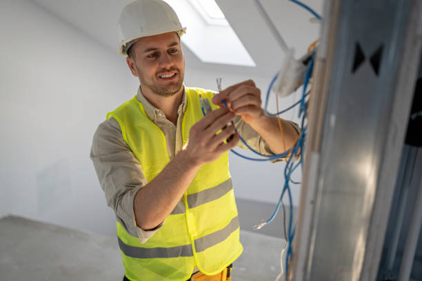 Best 24-Hour Electrician  in Des Moines, WA